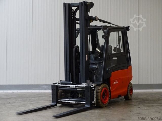 Electric 4-wheel forklift Linde E50HL-01 - TRIPLEX