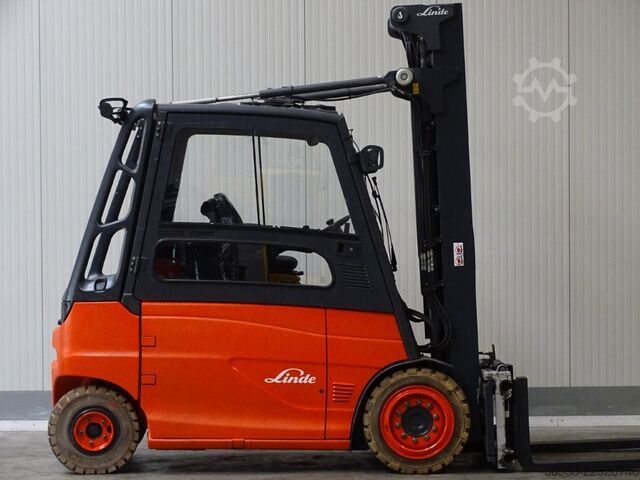 Electric 4-wheel forklift Linde E50HL-01 - TRIPLEX
