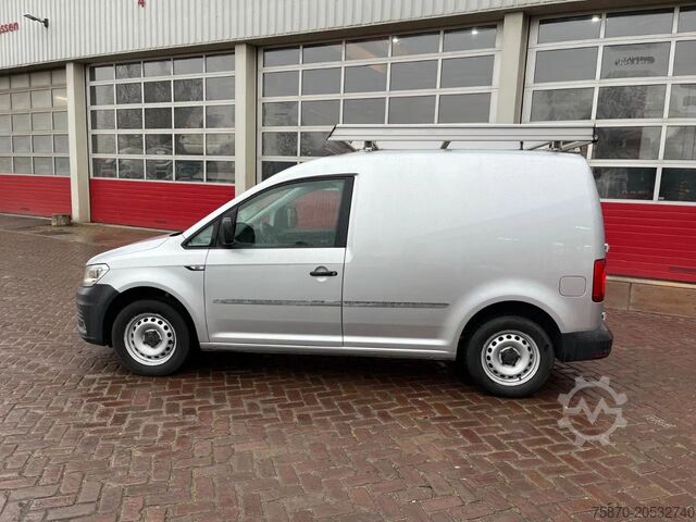 Box van Volkswagen Caddy