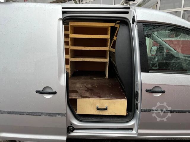 Box van Volkswagen Caddy