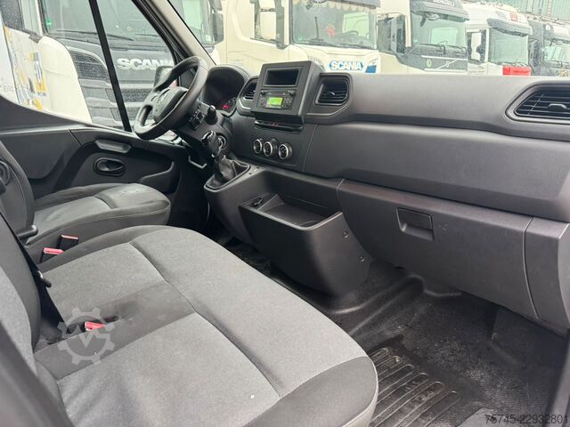 Panel van RENAULT MASTER 2,3 * PHARMA ZERTIFIKAT * KLIMA *