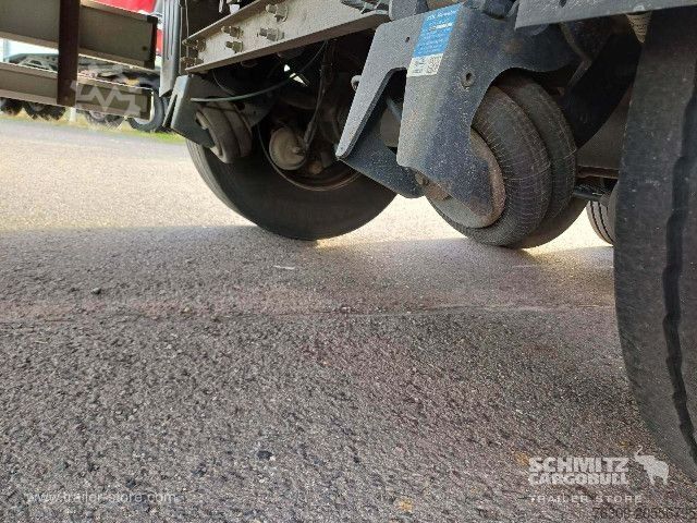 Auflieger mit Pritsche & Plane Schmitz Cargobull Curtainsider Standard Getränke