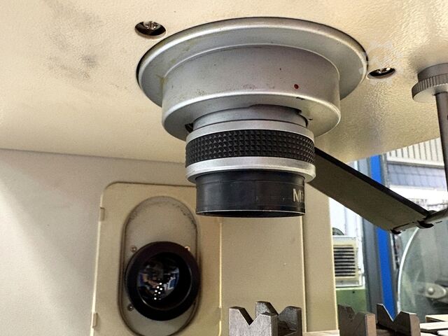 Profile projector MITUTOYO PJ 300