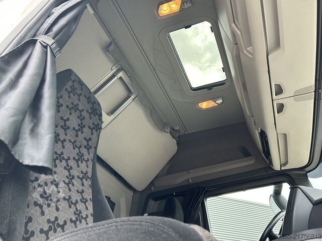 Standard tractor Scania S500 Highline / Retarder / 543 dkm / 2 Tanks / ...