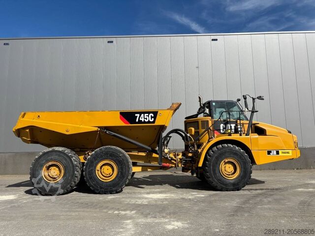 Dumper CAT 745 C