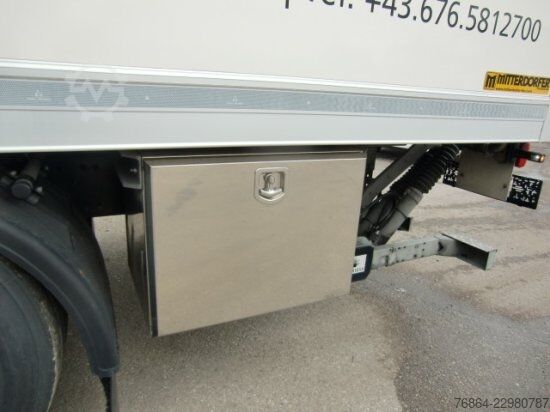 Special purpose truck VOLVO FH 500 8X4*4 EURO 6, RETARDER, TIERKöRPERTRANSPORT VOLL LUFT