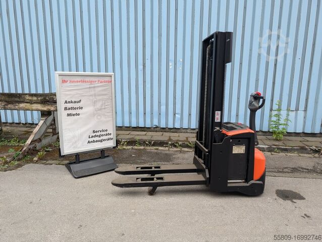 High Lift stacker BT SWE120L // UVV // Baugleiche Geräte verfügbar