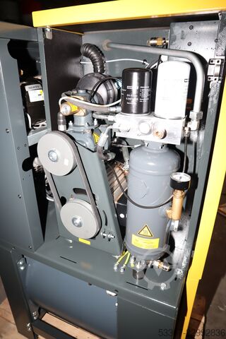 4,0 kW screwcompressor dryer tank KAESER AIRCENTER SX 6