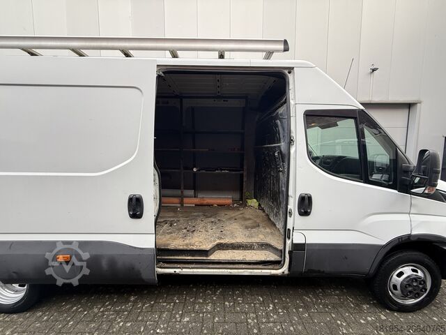 Long box truck Iveco daily 35C140 2.3hpi 140pk L4H2