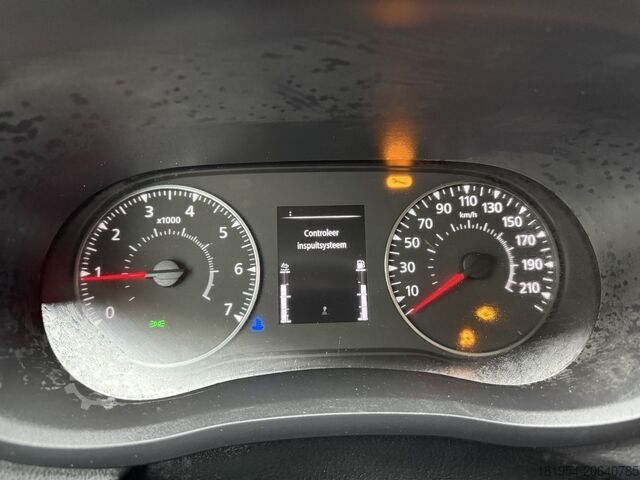 Double cab van Renault master 2.3dci dubbel cabine L3H2 RWD