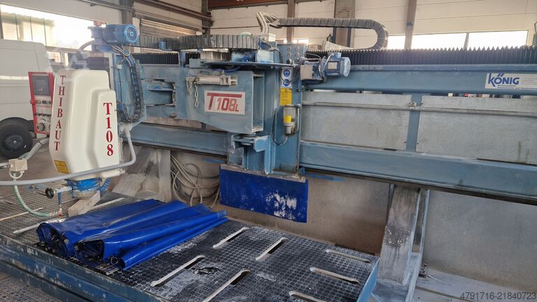 Manual machining center Thibaut T 108 L V3 mit 5 Meter Wandelement