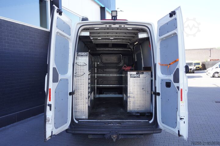 Delivery van Volkswagen Crafter 2.0 TDI 177PK L3H3 EURO 6 - Airco - Nav...