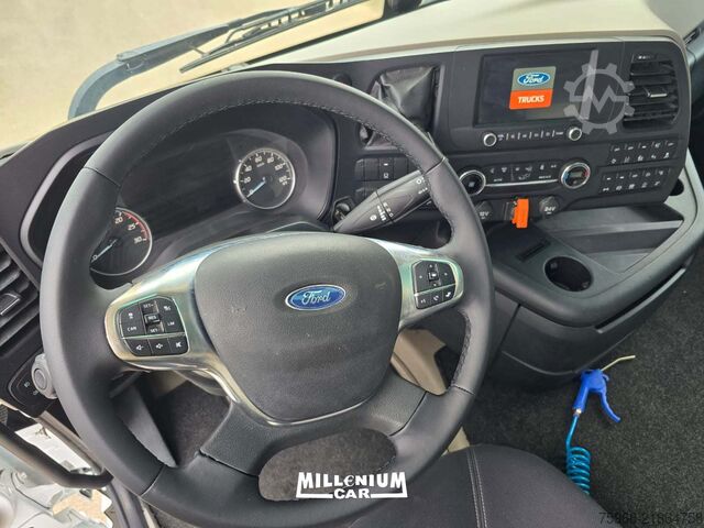 Tractor unit Ford FORD FMAX 500 RETARDER ADR GOMME NUOVE