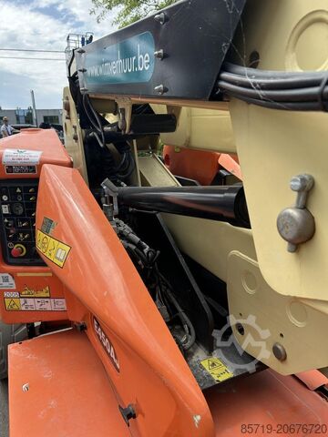 Articulated boom lift JLG E450AJ (2005)