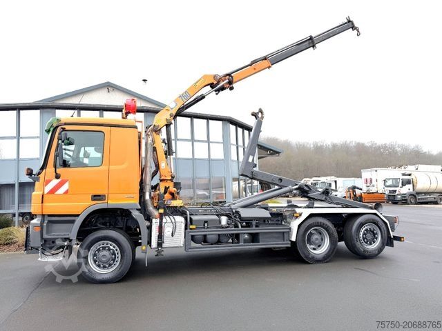 Sonstige MERCEDES-BENZ Actros 2632 6x4/2 Meiller + HMF Kran