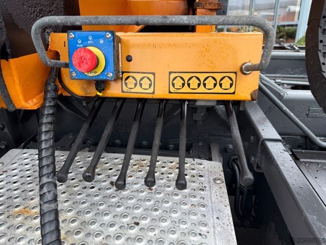 Other MERCEDES-BENZ Actros 2632 6x4/2 Meiller  + HMF Kran