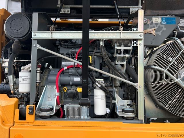 Mobilbagger LIEBHERR A 910 C Litronic / 2.381h / SW33