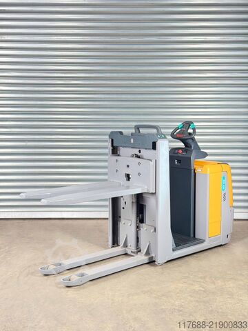 Horizontal order picker Jungheinrich ECE 310HP - Service Neu nur 3447 Std. Batterie 82%