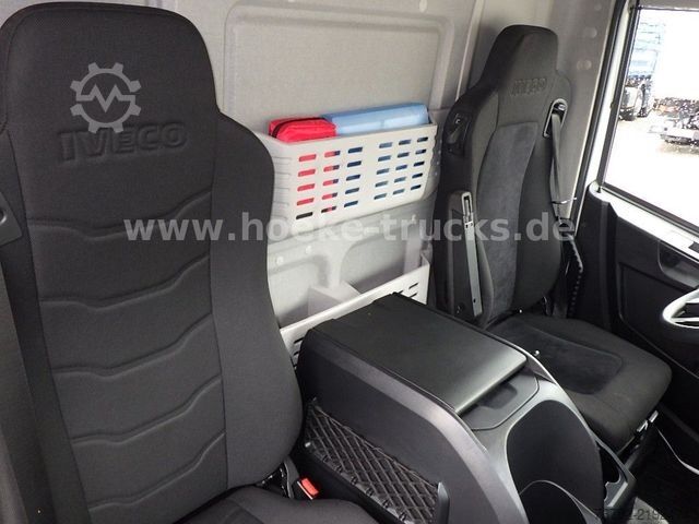 Flatbed truck IVECO ML 160 E 32 P Pritsche 7,2m/LBW/Edscha/AHK/Klima