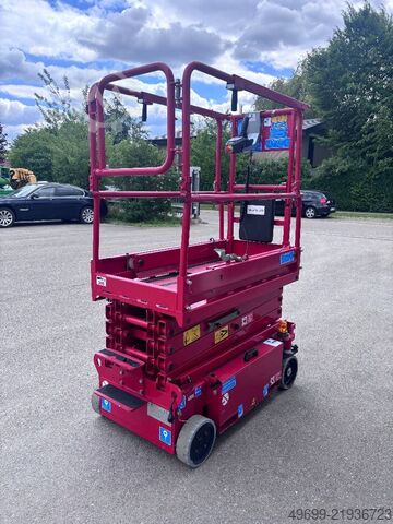 Scissor lift Iteco IM5080 6,90m Scherenarbeitsbühne