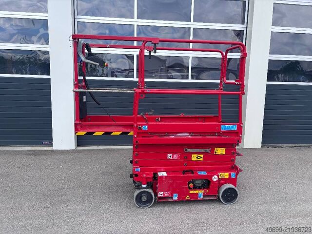 Scissor lift Iteco IM5080 6,90m Scherenarbeitsbühne