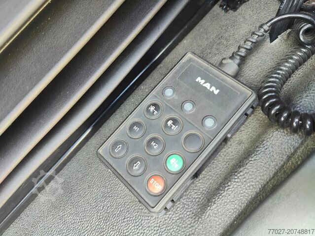 Hook arm system MAN TGM 18.290 4x2 Euro 6 + Crane Palfinger PK15500