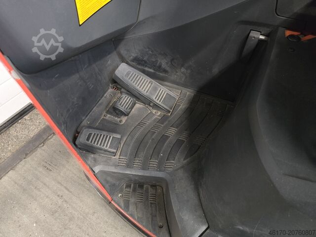 Schubmaststapler BT Lift RRE 140