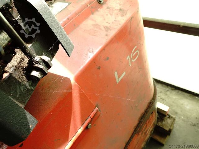 Electric pallet truck LINDE L16