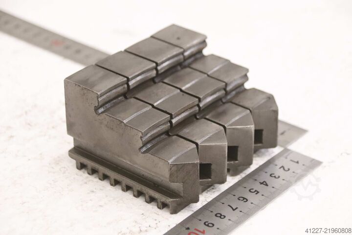 Interchangeable jaws four-jaw chuck unbekannt Breite 22 mm