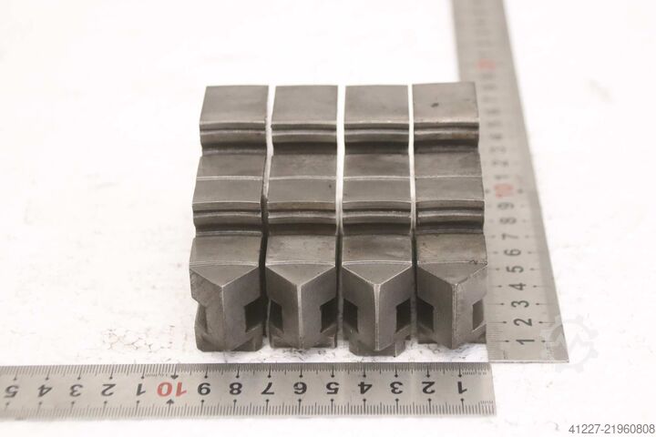 Interchangeable jaws four-jaw chuck unbekannt Breite 22 mm