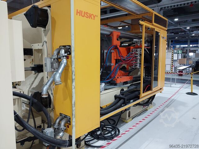 Injection molding machine Arburg und 2 x Husky 