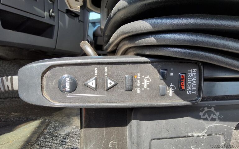 Standard-SZM Renault T HIGH 520 4x2 - 88-BLT-7 - RETARDER - LUCHTGEV...
