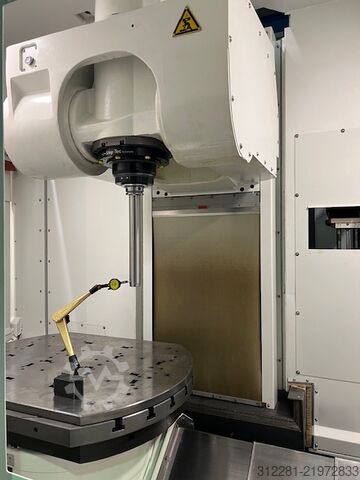 5-axis vertical machining centre MIKRON HPM 1350U TRIPALET