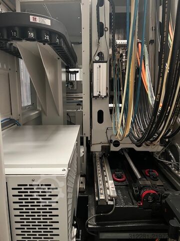 5-axis vertical machining centre MIKRON HPM 1350U TRIPALET