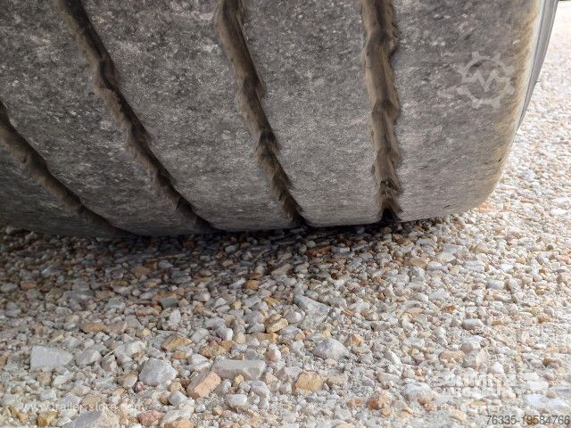 Reefer semitrailer Schmitz Cargobull Reefer Multitemp