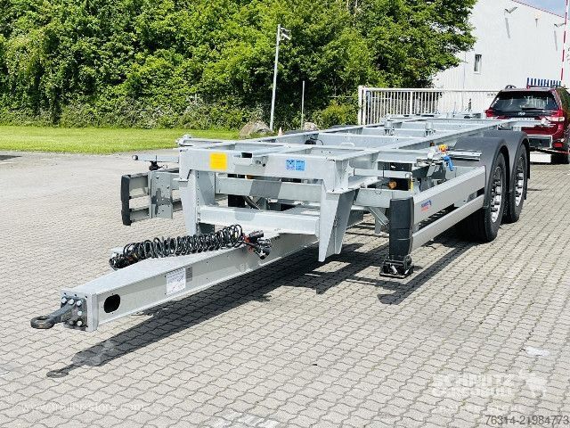 Swap chassis trailer Schmitz Cargobull Zentralachsanhänger Wechselfahrgestell Standard