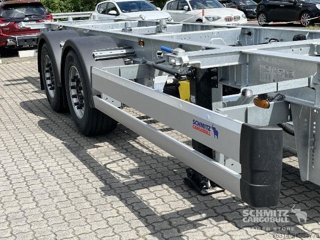 Swap chassis trailer Schmitz Cargobull Zentralachsanhänger Wechselfahrgestell Standard