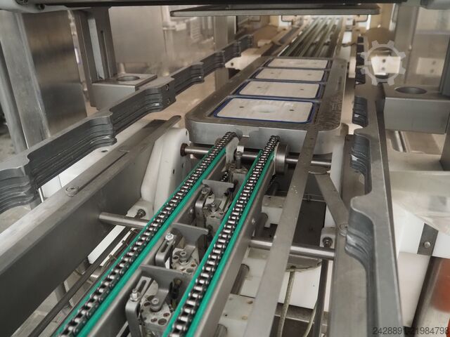 Automatic and high-performance tray sealer Sealpac SEALPAC 800