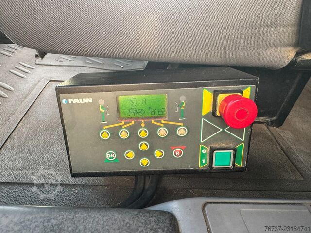 Renault Premium **REFUSE TRUCK-BENNE ORDURE** Renault Premium **REFUSE TRUCK-BENNE ORDURE**