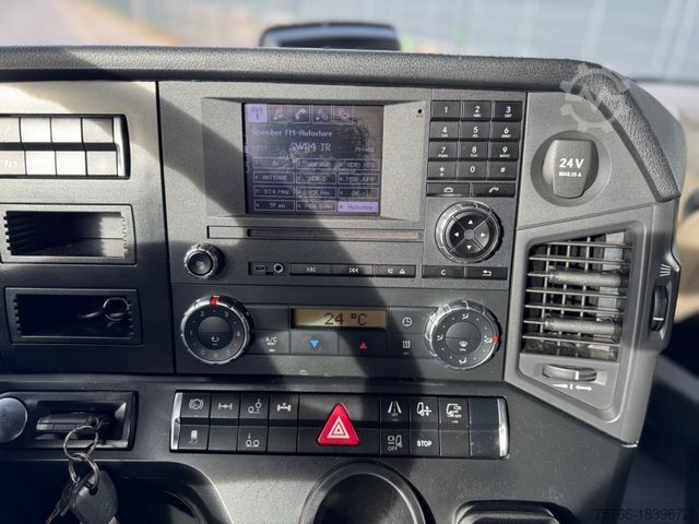 Beverage truck MERCEDES-BENZ ACTROS 2540 L/ 2 x LBW / LENKACHSE / KOMPLETTZUG