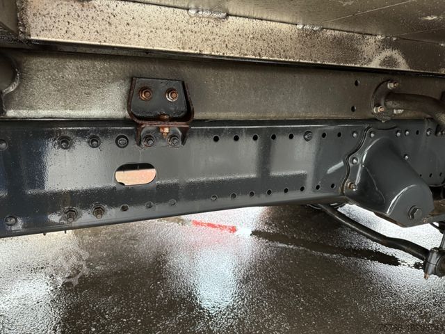 Box van MAN TGL 8.180 L / DOKA-Koffer / 2 x AHK / PTO