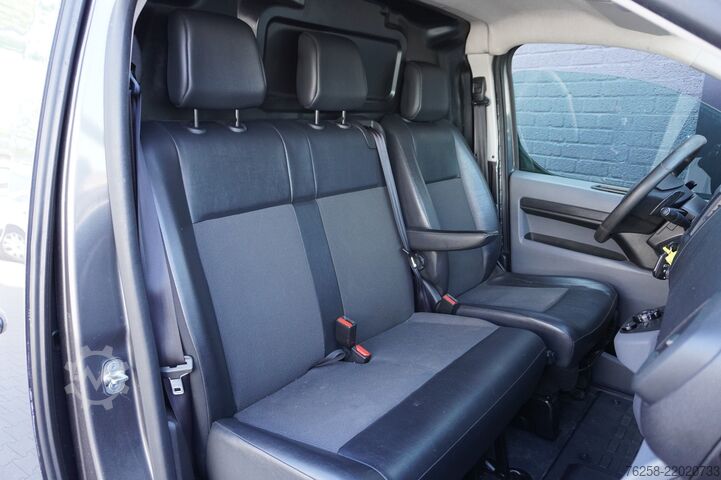 Delivery van Peugeot Expert 2.0 BlueHDI 180PK Automaat L3 EURO 6 - A...