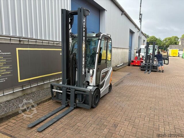 VS-22908 Electric triplex forklift Still RX60-25, battery 2024 STILL RX60-25