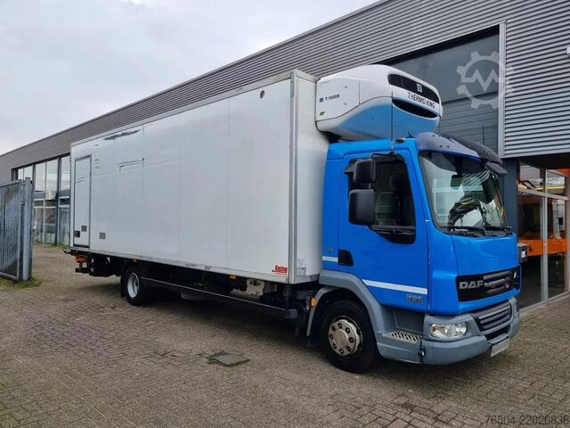 Refrigerated/freezer transport DAF LF 45.220 Kuhlkoffer Thermoking T1000R LBW ST38...