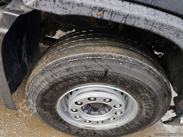 Kipper LKW VOLVO FM-480-37 8x4 Kipper Ad-Blue Lift-Lenk