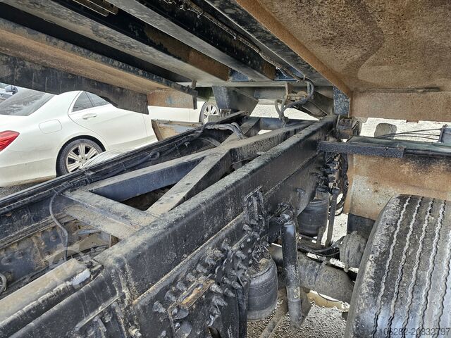 Kipper LKW VOLVO FM-480-37 8x4 Kipper Ad-Blue Lift-Lenk