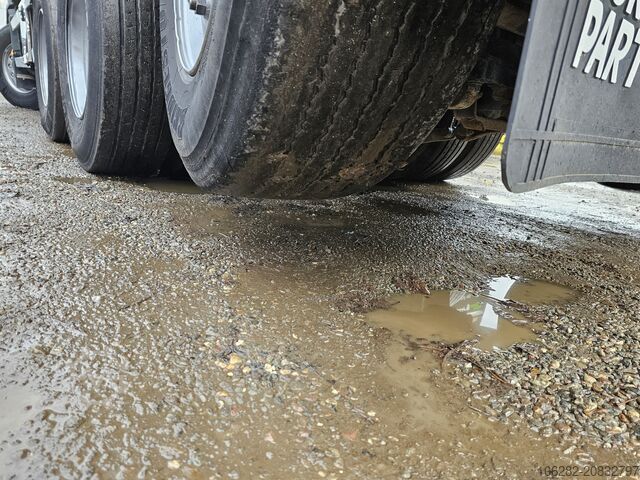 Kipper LKW VOLVO FM-480-37 8x4 Kipper Ad-Blue Lift-Lenk