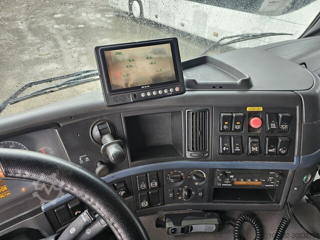 Kipper LKW VOLVO FM-480-37 8x4 Kipper Ad-Blue Lift-Lenk