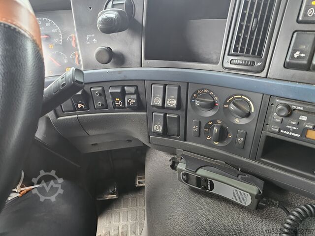 Kipper LKW VOLVO FM-480-37 8x4 Kipper Ad-Blue Lift-Lenk