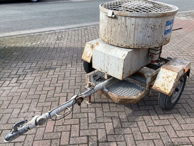 Forced mixer, clay mixer, concrete mixer UEZ ZM 200 E